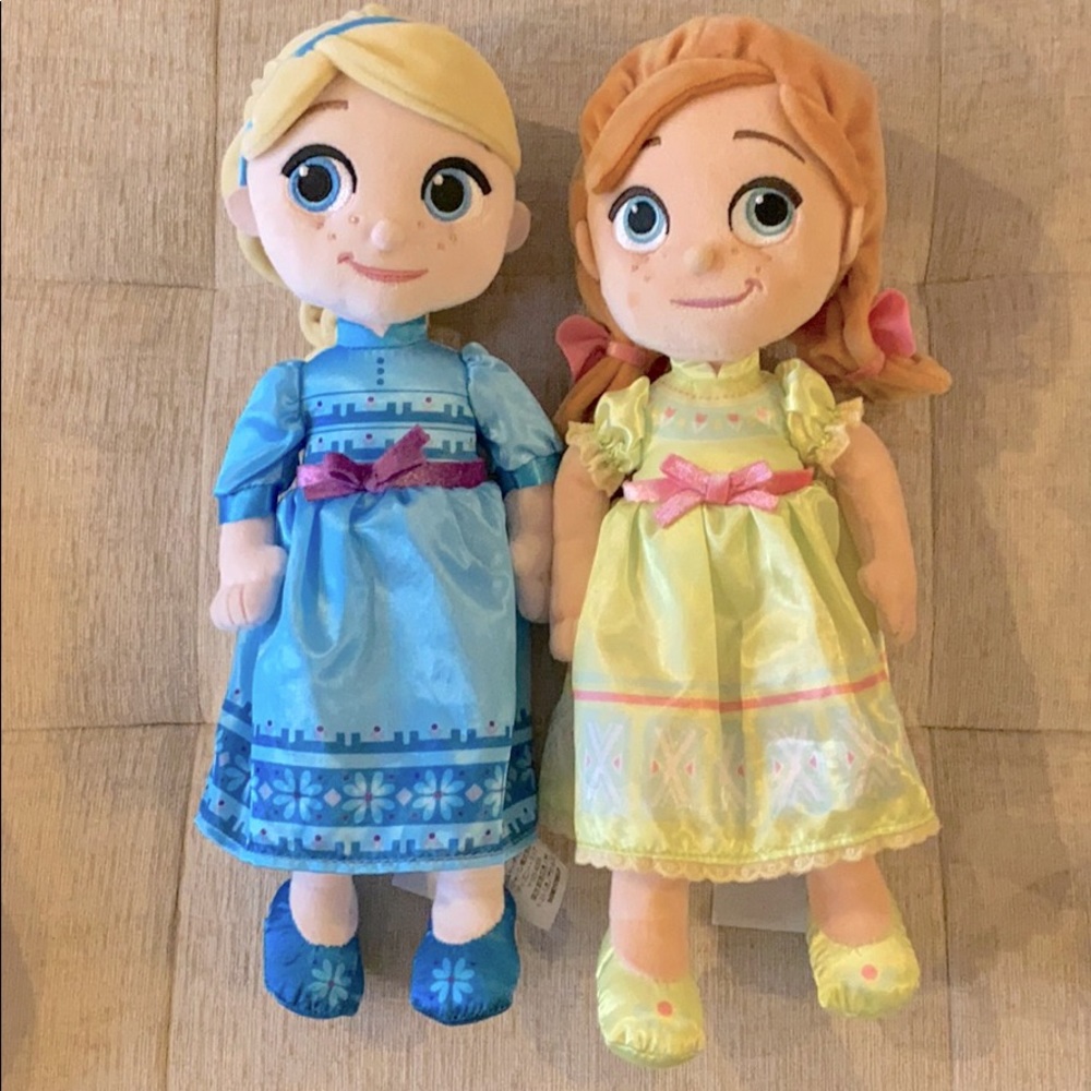 Anna & Elsa Plush Dolls